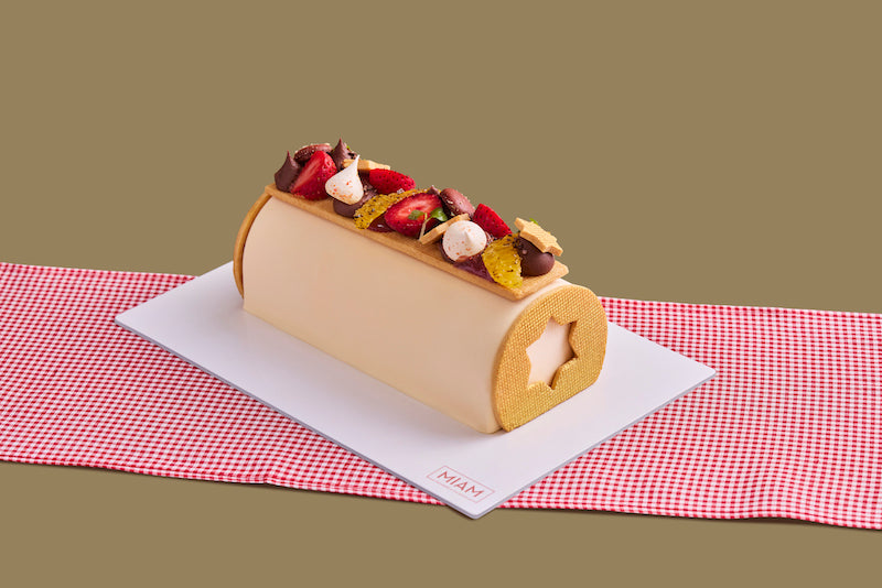 Miam's Christmas Log Cake