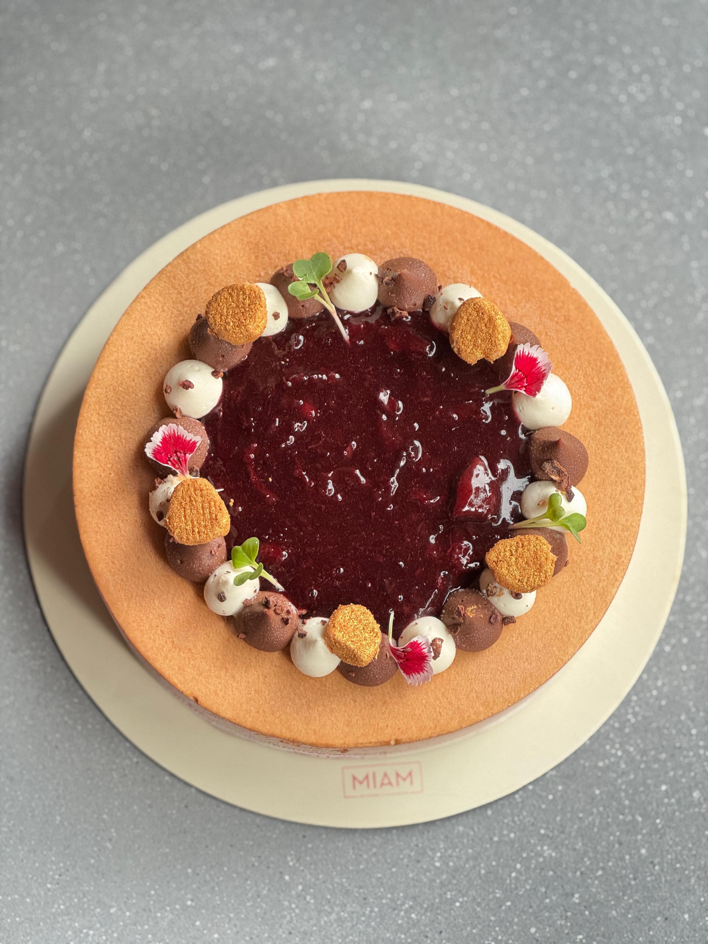 Eggless Black Forest Revisited - 1 kg