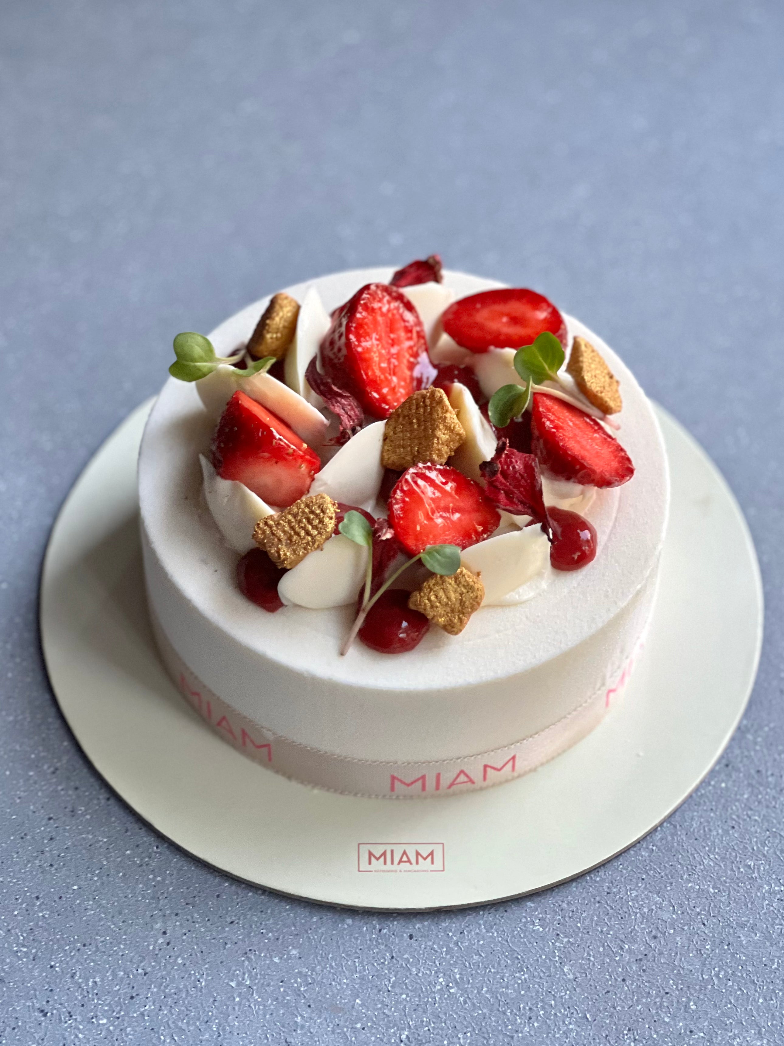 Eggless Strawberries & Cream Entremet - 500g