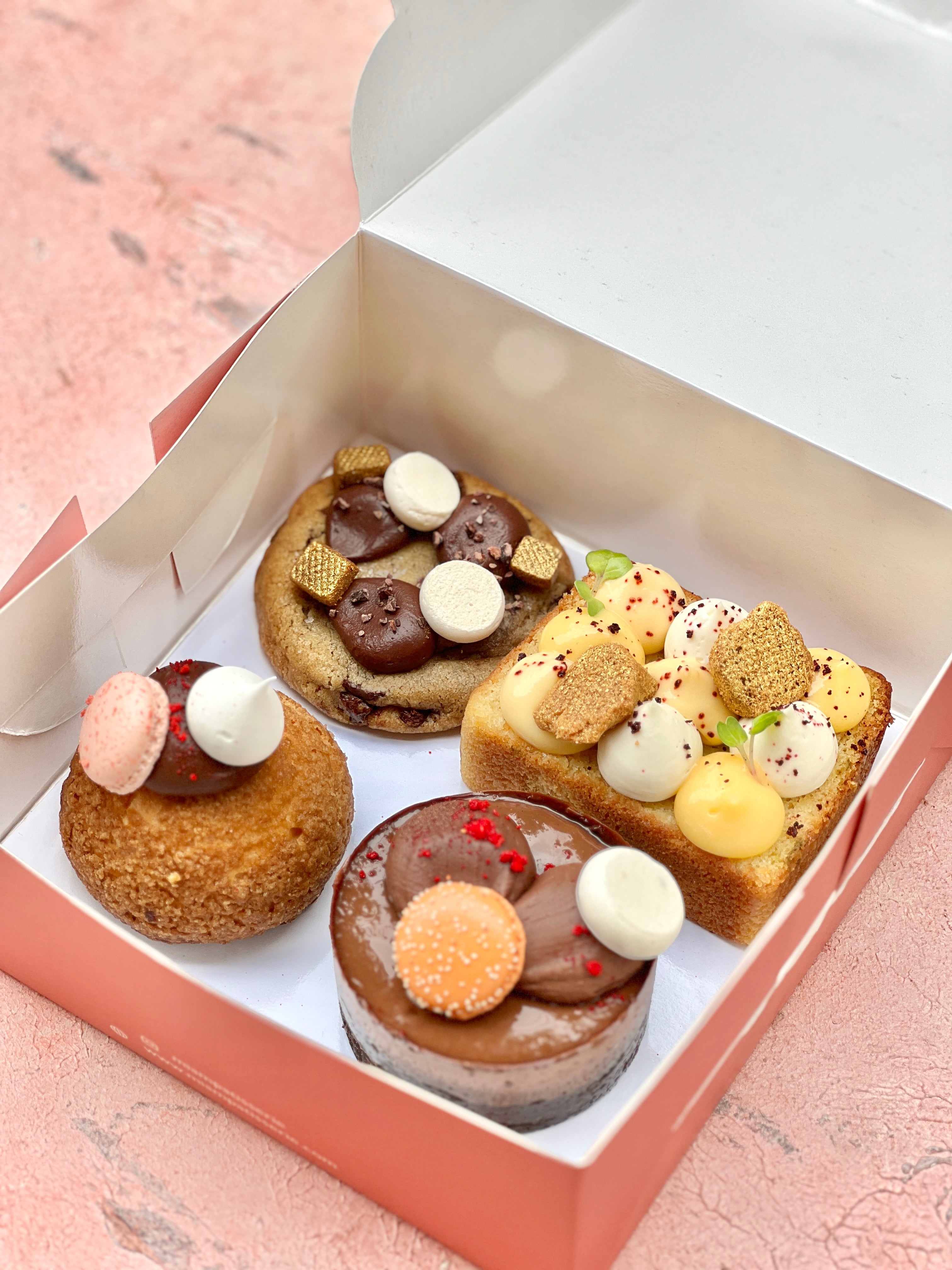 Assorted Box of 4 Desserts