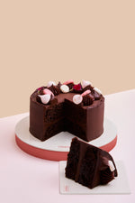Load image into Gallery viewer, Matilda Cake
