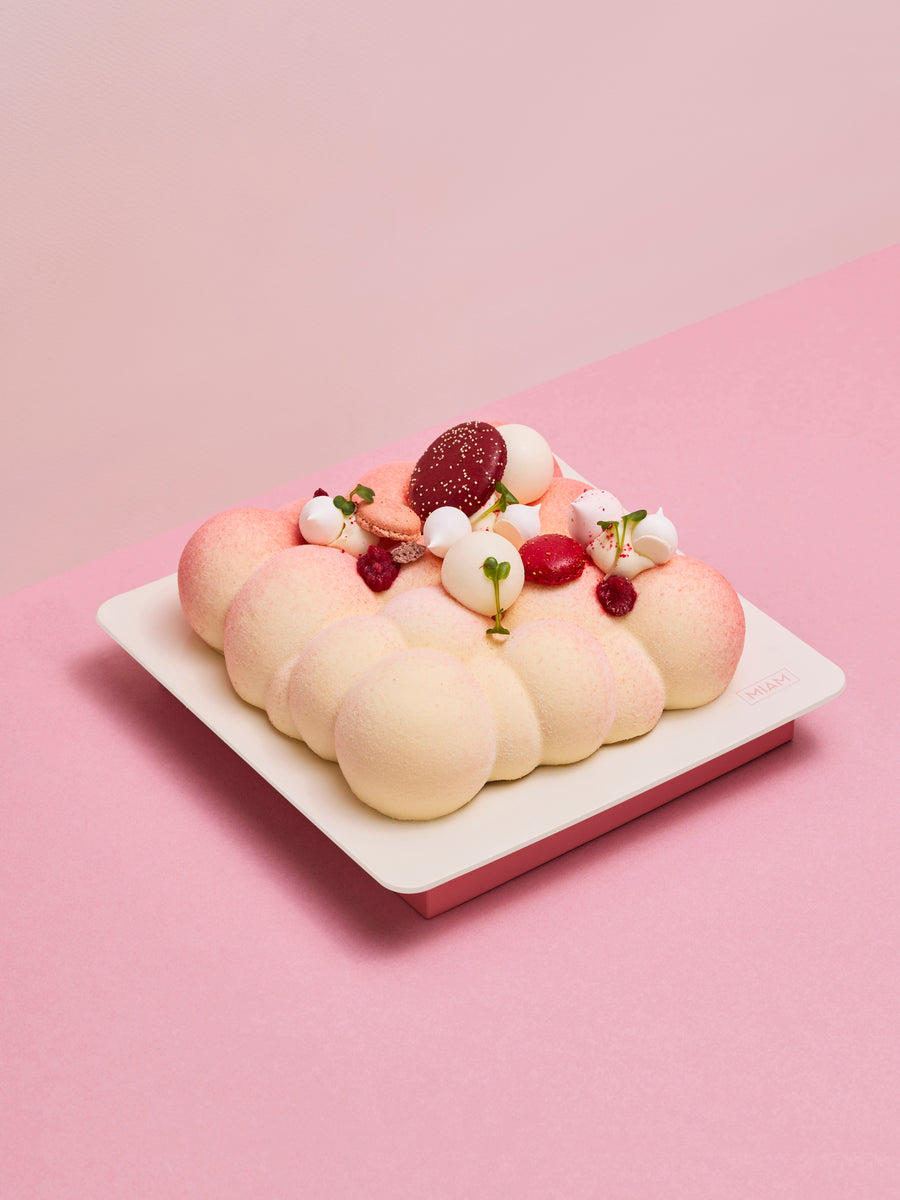 Vanilla Almond & Raspberry Entremet - 1 kg – Miam Gurgaon